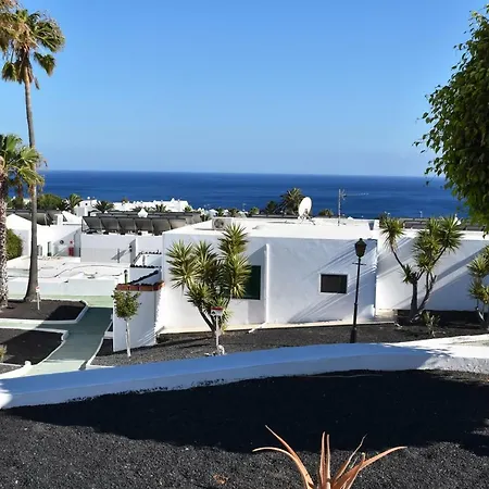 Center - New By The Pool And Private Parking Appartement