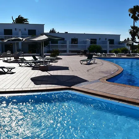 Puerto Del Carmen Center - New By The Pool And Private Parking *